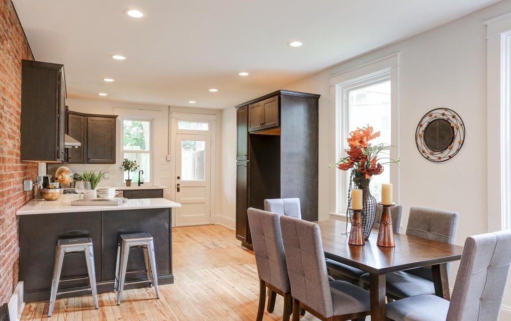 Eat-in Kitchen Remodel